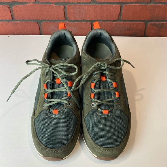 L.L. Bean Men's Forest Green Suede Mesh Comfort‎ Fitness Walking Shoes Size 11 W - Picture 1 of 6